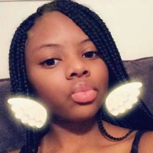 Meet your Posher, Myra